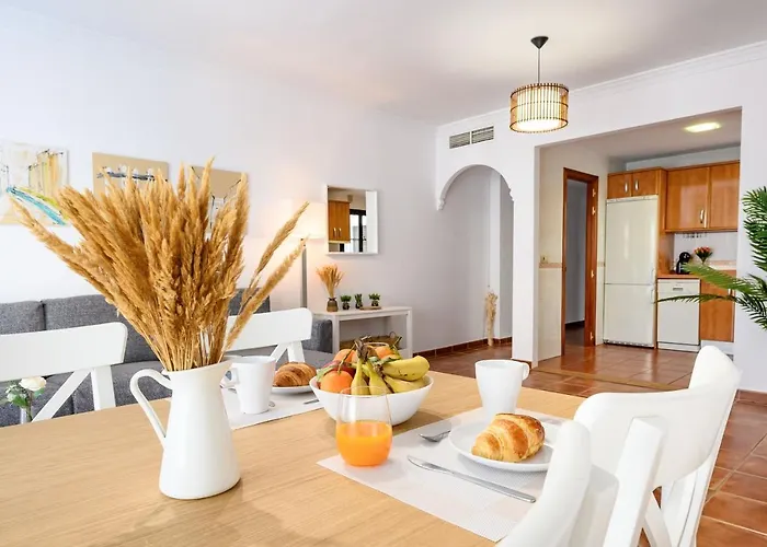 Sauna, 3 Bedroom By 10tosea Appartement *
